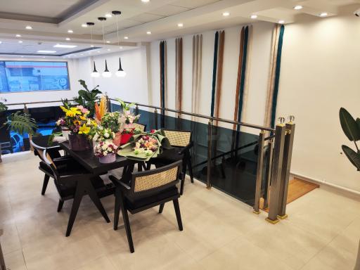 عکس مرکز فروش حضوری لیدی لرد (گالری ماهوت اردبیل)