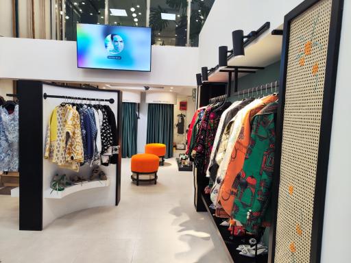 عکس مرکز فروش حضوری لیدی لرد (گالری ماهوت اردبیل)