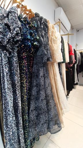 عکس فروشگاه لباس ملکه