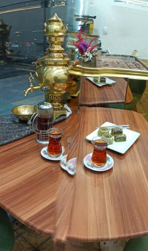 باقلوا وکونفه اوزل