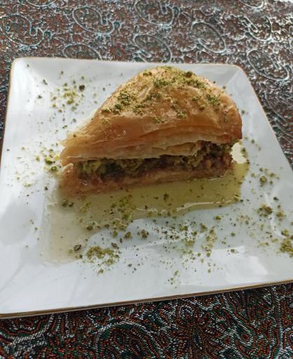 عکس باقلوا وکونفه اوزل