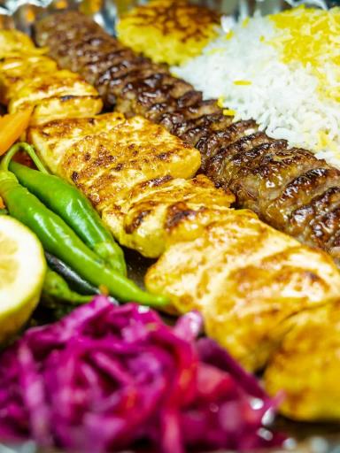 عکس رستوران عقیق اراک