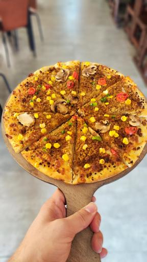 پیتزا ایتالیایی آکاژو