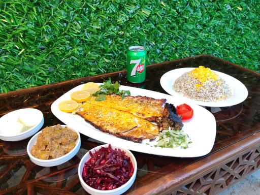 عکس باغ خانوادگی شانلی