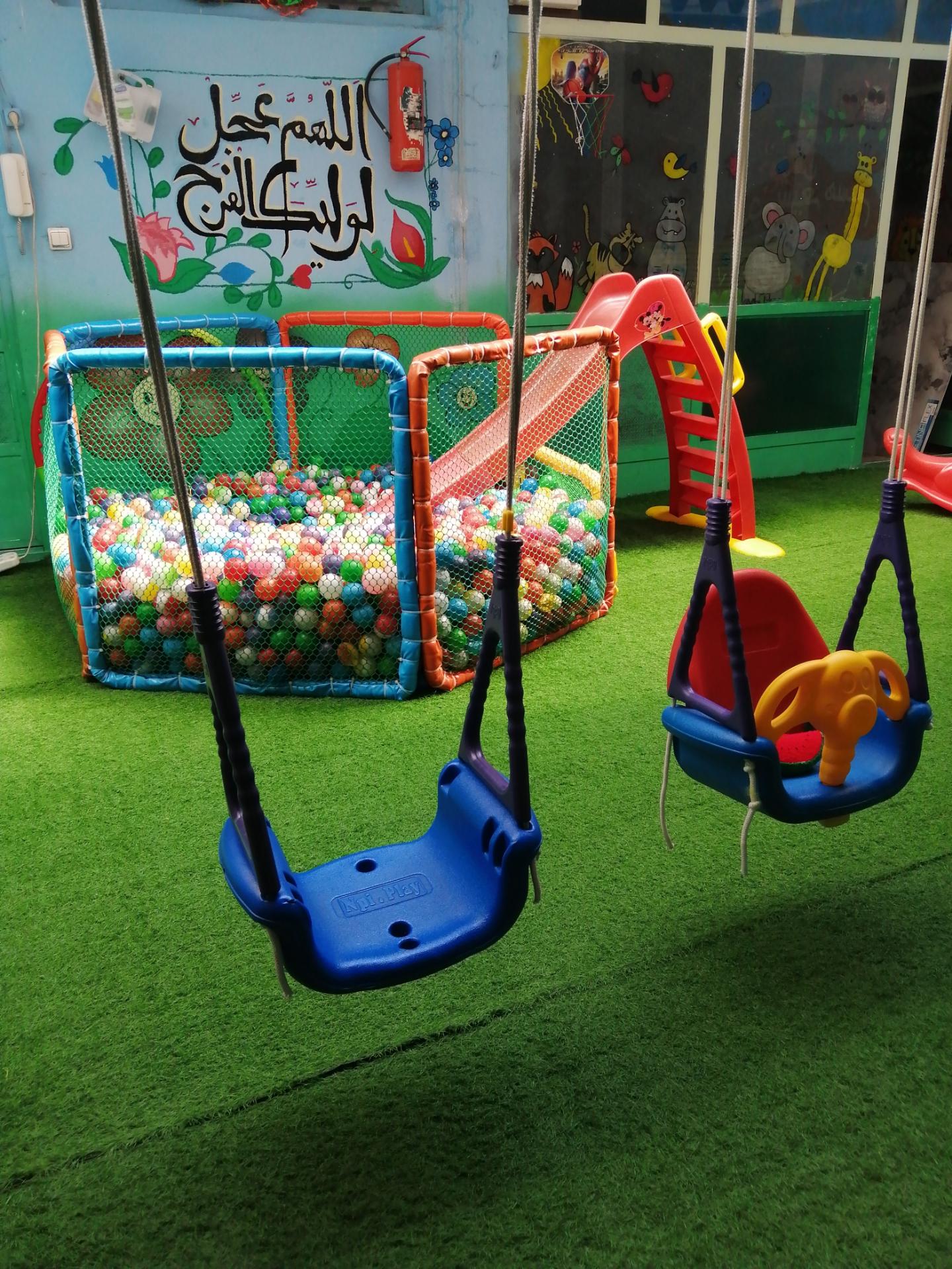 عکس مهد کودک و پیش دبستانی گل نرگس