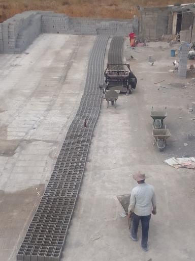 عکس کارگاه بلوک زنی ایمانی