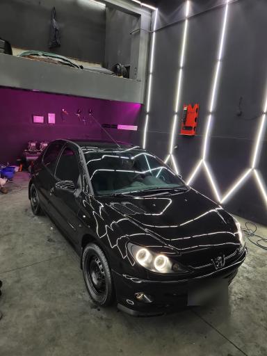 عکس کیان کاستمز