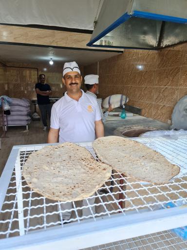 عکس نانوایی نانی‌نو