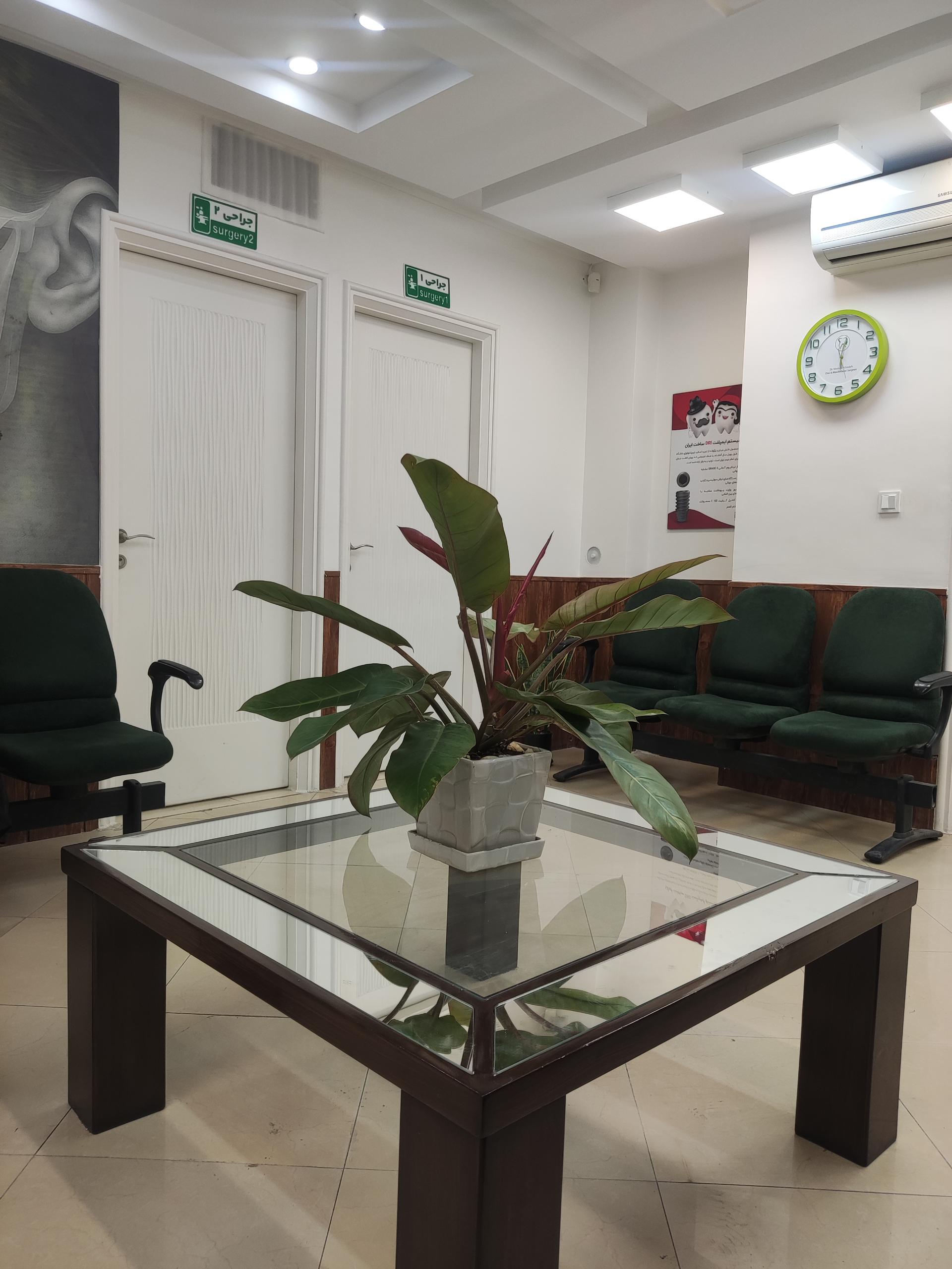 عکس جراحی فک و صورت دکتر مصطفی علیزاده