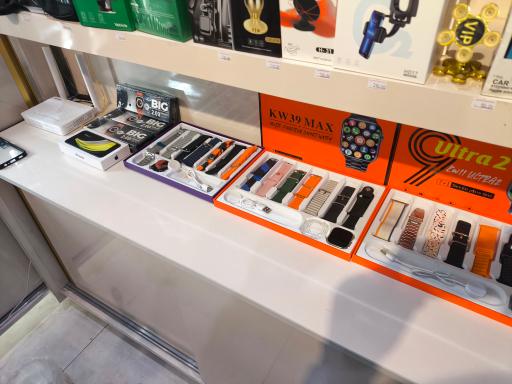 عکس موبایل آپ فون