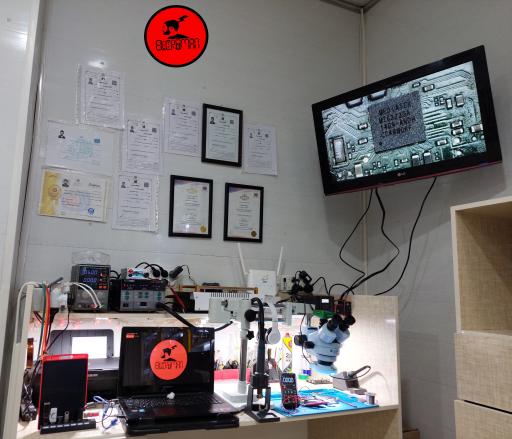 عکس تعمیرات موبایل الکترومن 