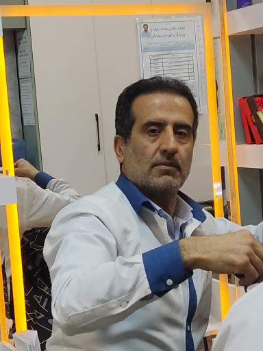 عکس آرایشگاه مردانه بچه محل