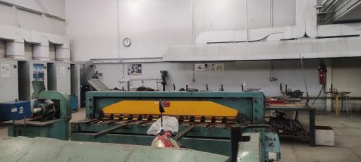 عکس کارگاه جوشکاری دانشکده مهندسی