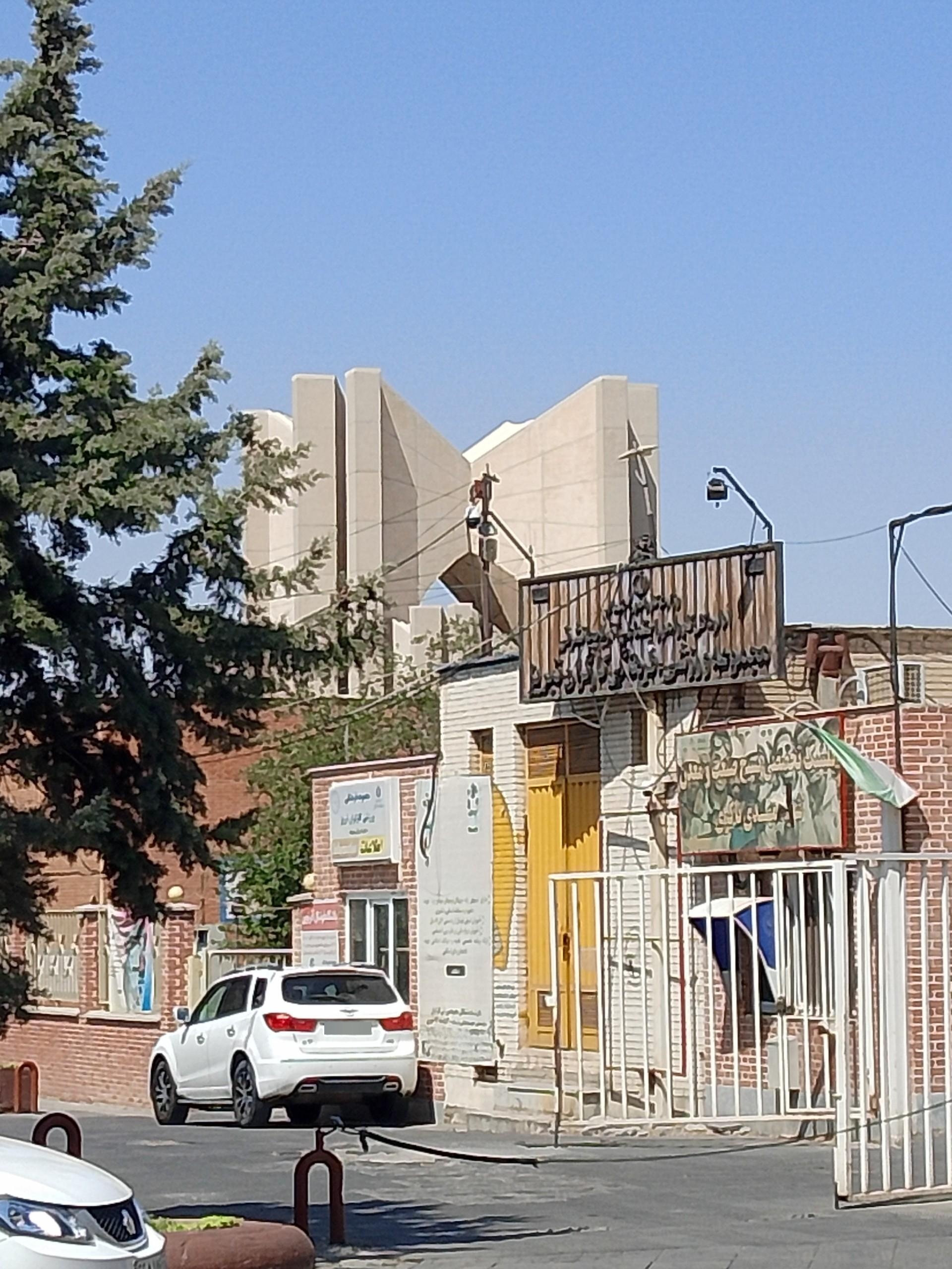 عکس استخر کارگران