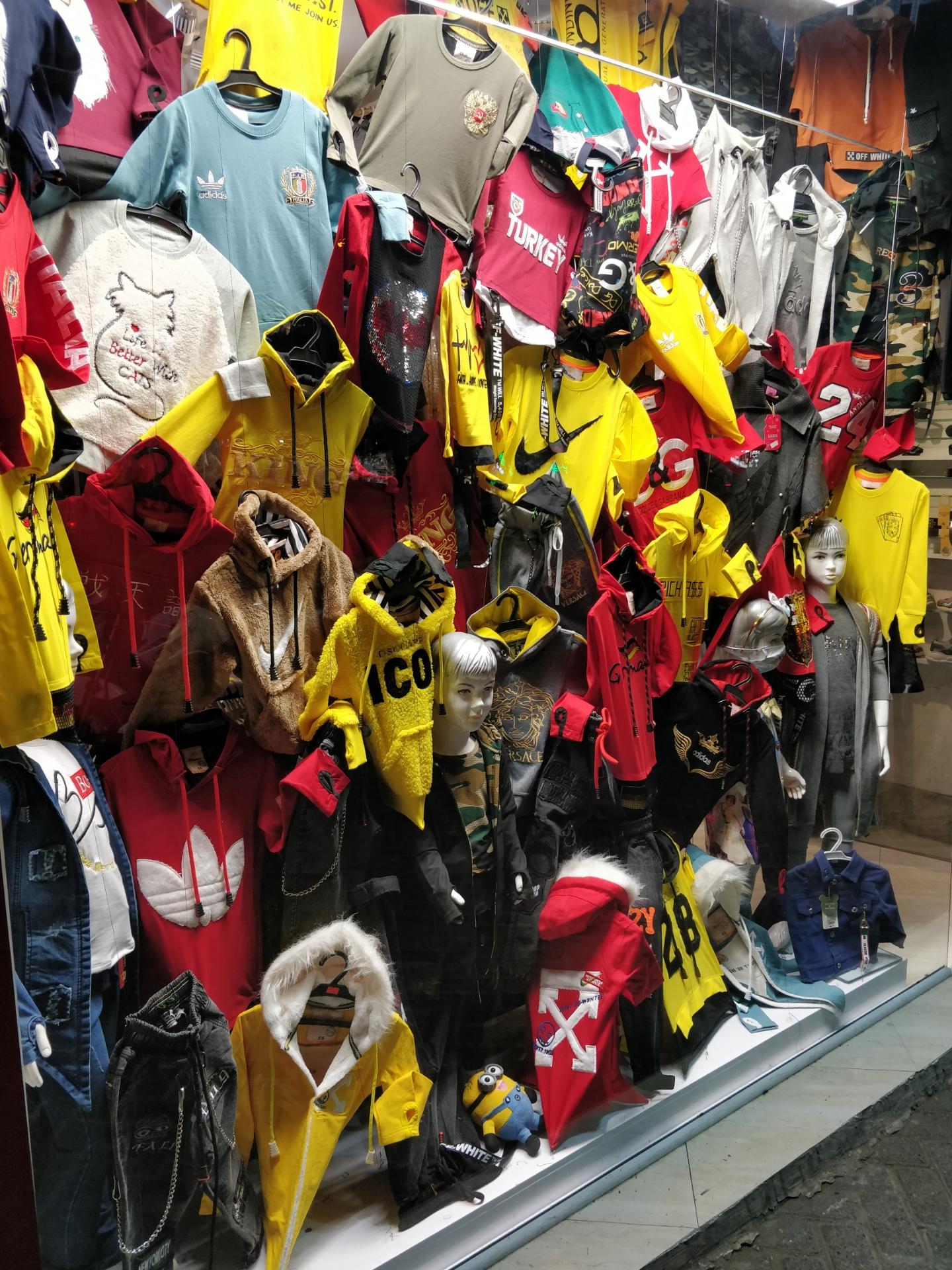 عکس لباس بچه‌گانه خاتون