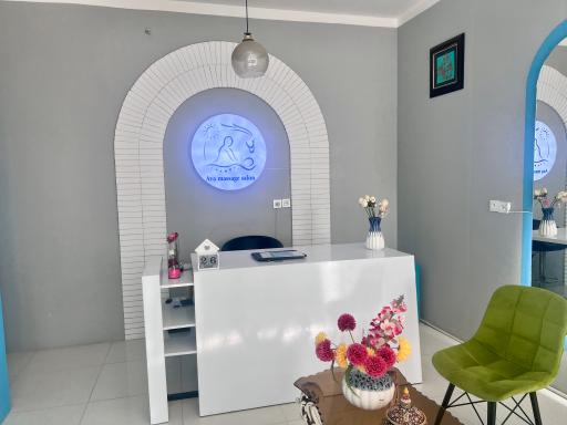 عکس سالن ماساژ آوا