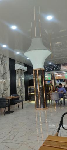 عکس کافی شاپ شاه نشین