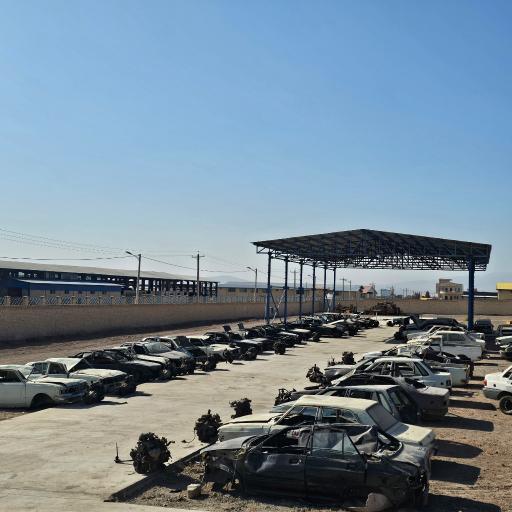 عکس مرکز اسقاط خودرو آژند ببر آسیا کد ۳۷۱۸