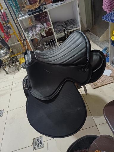 لوازم سوارکاری تندر