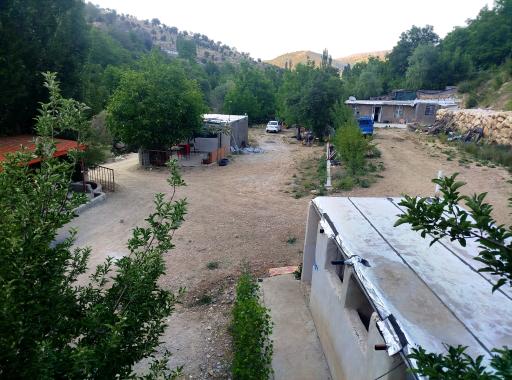 عکس باغ اقامتگاه سرچشمه تیزاب