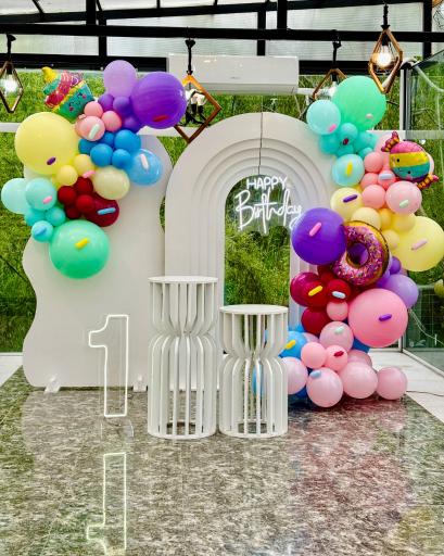 عکس باغ تالار بید مجنون