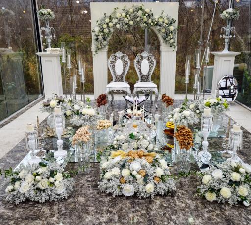 عکس باغ تالار بید مجنون