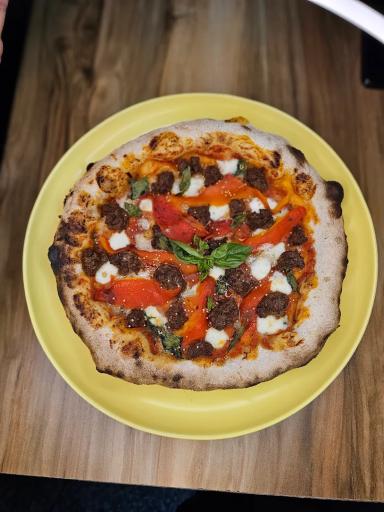 عکس آر اف پیتزا