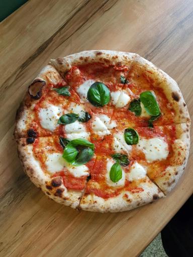 عکس آر اف پیتزا