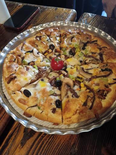 عکس کافی شاپ گلدون