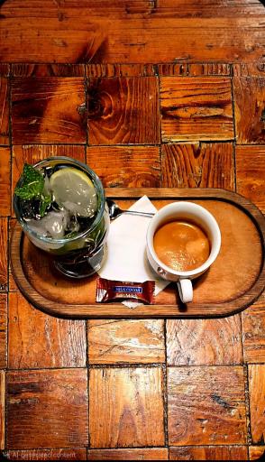 عکس کافی شاپ گلدون