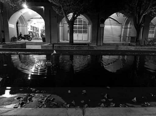 عکس میدان خان یزد