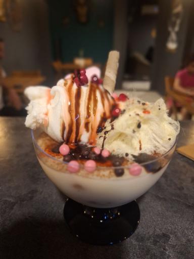 عکس کافه فست فود ایرن