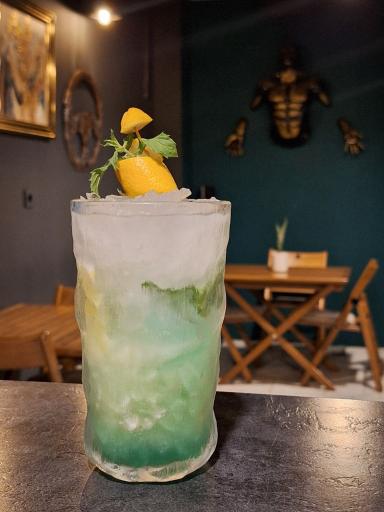 عکس کافه فست فود ایرن