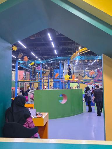 عکس شهربازی دنیای بازی