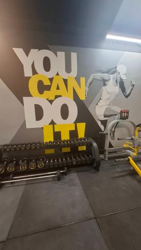 عکس سالن ورزشی بانوان صفایی شعبه دوم