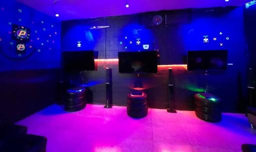 عکس گیم سنتر پرشین