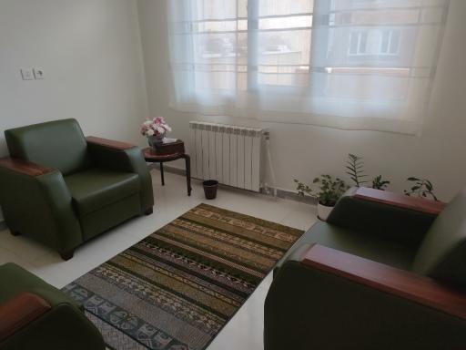 عکس کلینیک روانشناسی و روانپزشکی ریشه