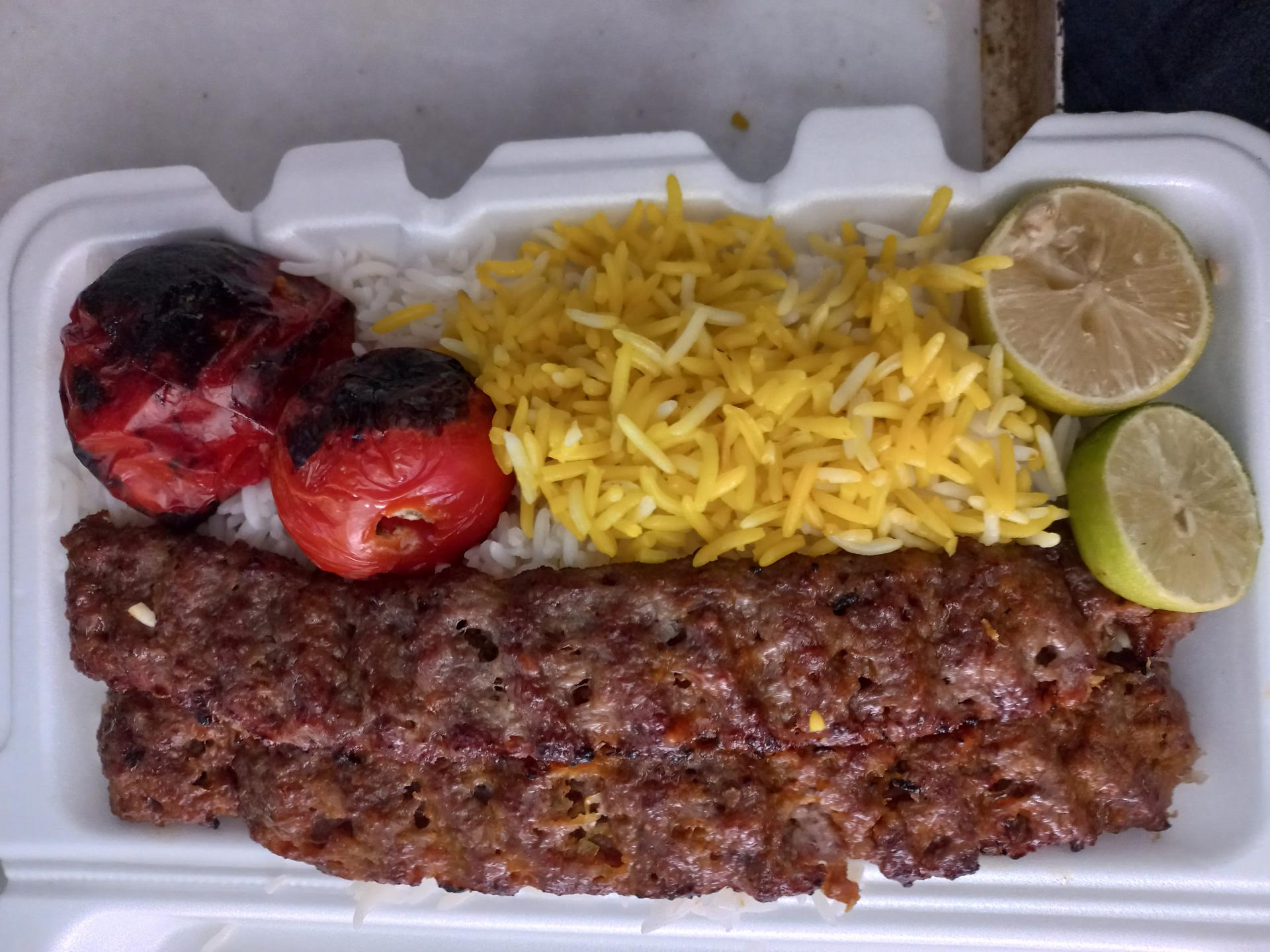 عکس تهیه غذای سرآشپز