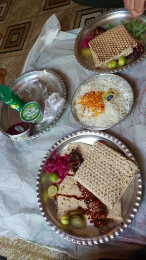 عکس باغ رستوران سنتی فرحزاد