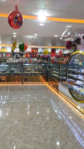 عکس شیرینی سرای پدیده