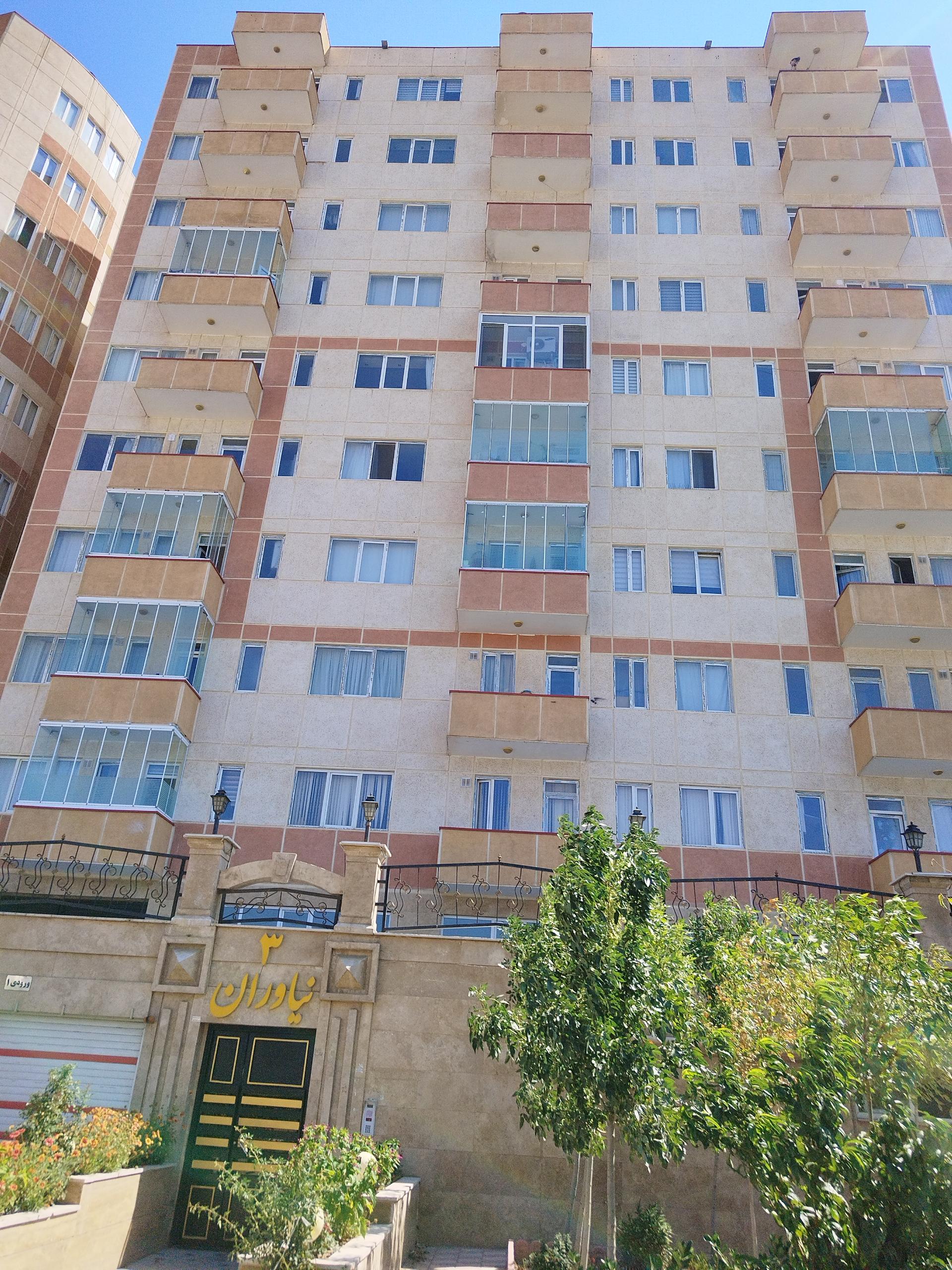 عکس برج نیاوران 3