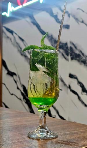 عکس کافه حاج امیر