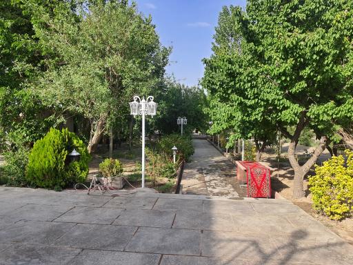 عکس رستوران چشمه مجنون