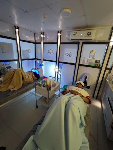 عکس فیشال و مشکلات پوستی