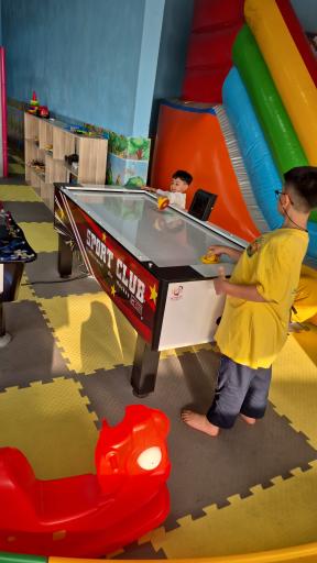 عکس خانه بازی رنگین کمان