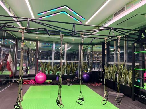 مجموعه ورزشی شهدای نیاوران