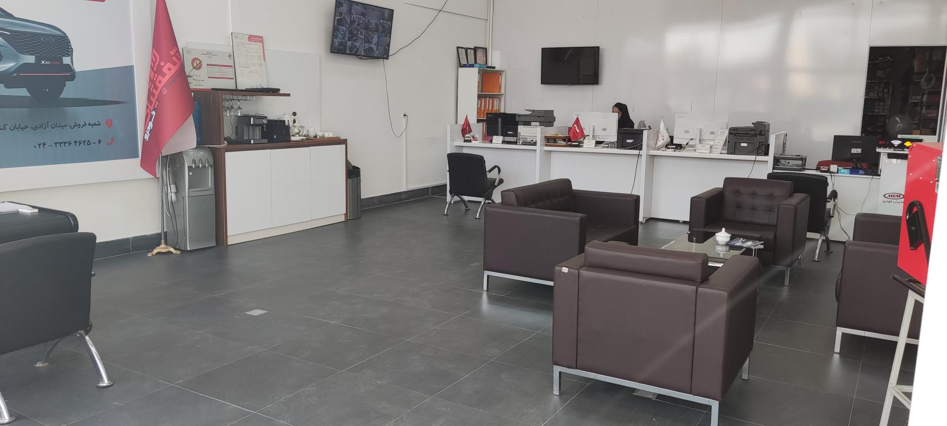 عکس نمایندگی مدیران خودرو کد 293 شفقتیان