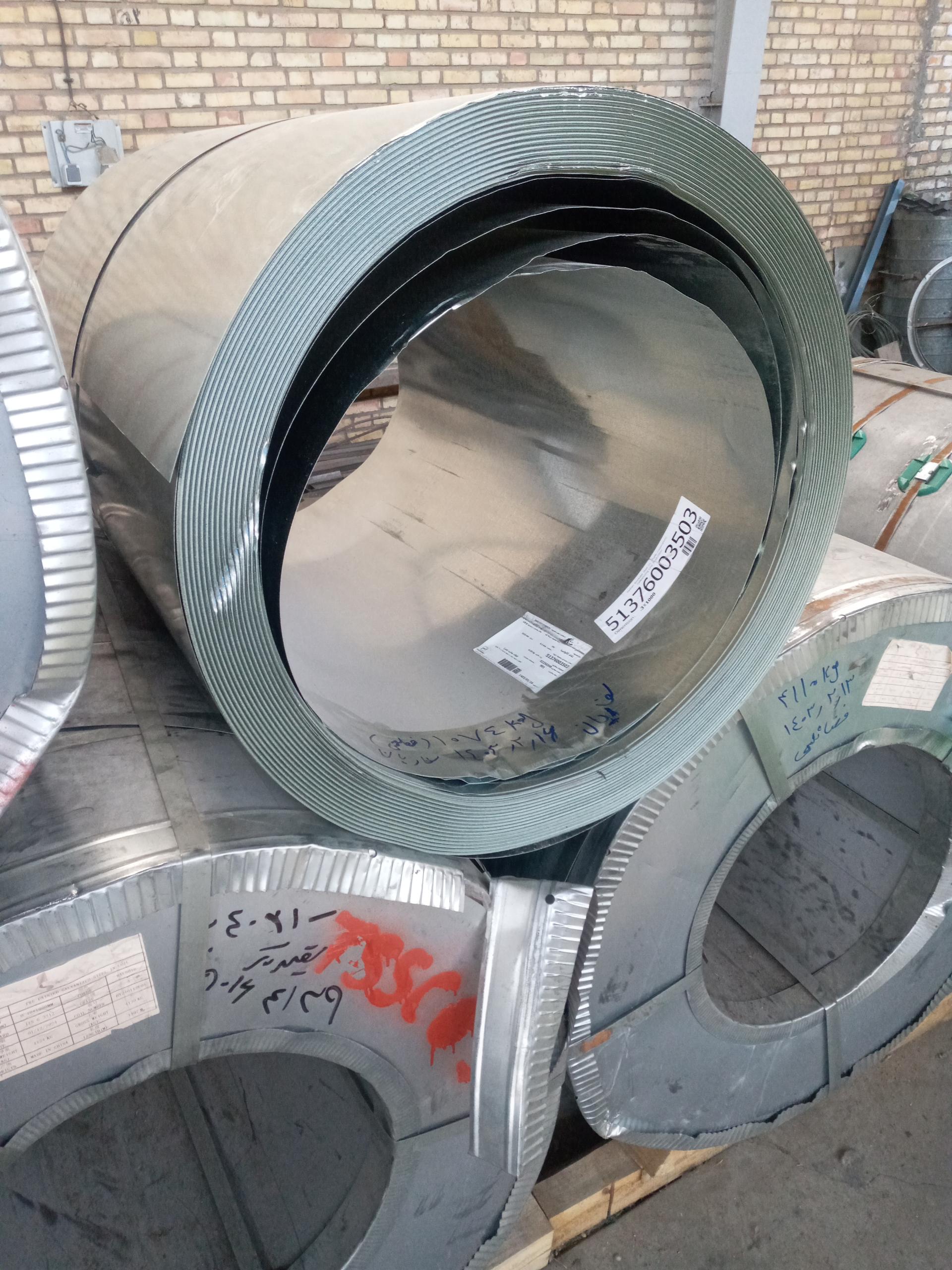 عکس تولیدی میز لانه زنبوری توس لیزر