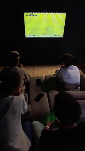 عکس کافه کلوپ ثامن