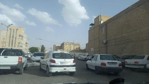 عکس پارکینگ شهرداری 
